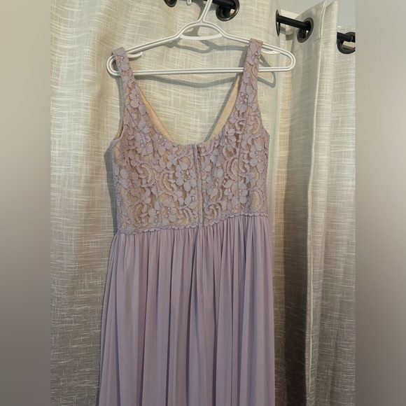 David’s bridal lilac dress - Picture 3 of 4